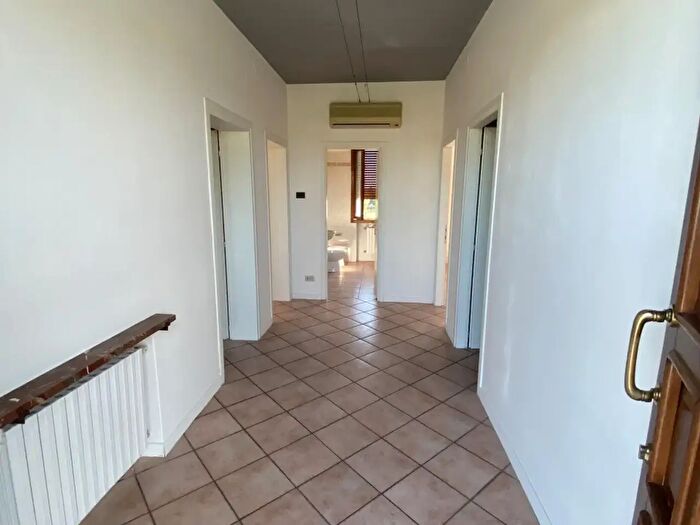 Appartamento trilocale in vendita in Campagna Lupia