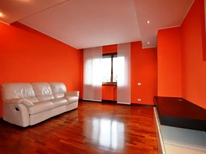 Appartamento con 5 locali in vendita in Via Addis Abeba, Biella