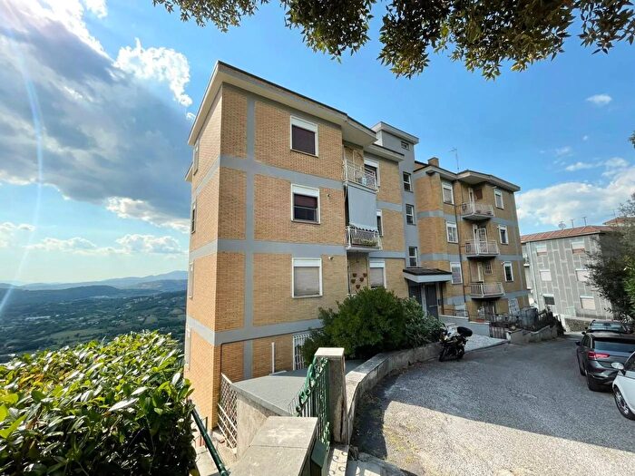 Appartamento quadrilocale in vendita in Via Marco Tullio Tirone Arpino Frosinone, Arpino