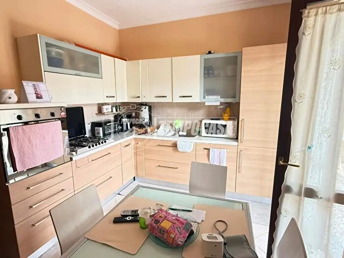 Appartamento trilocale in vendita in Via San Tommaso San Paolo, Giugliano In Campania