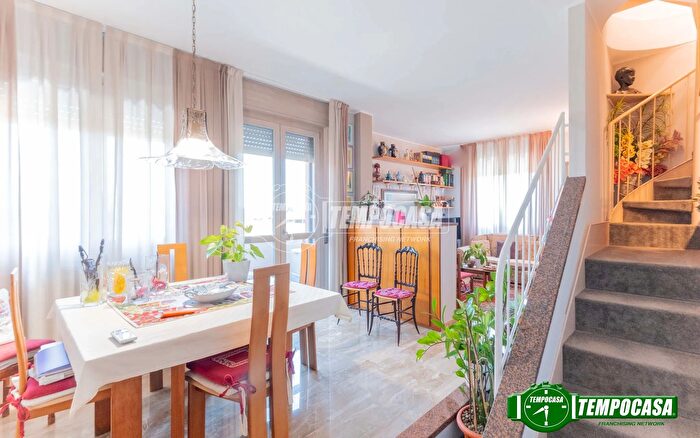 Appartamento trilocale in vendita in Via Europa, Corbetta