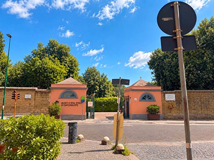 Appartamento monolocale in affitto in Via Bosco di Capodimonte, Colli Aminei Capodimonte, Napoli