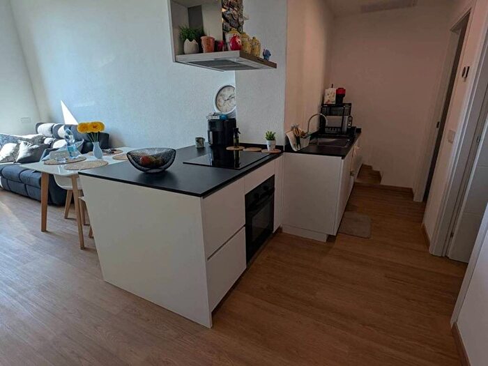 Appartamento bilocale in affitto in Via Castelletti, Centro, Ponte Lambro
