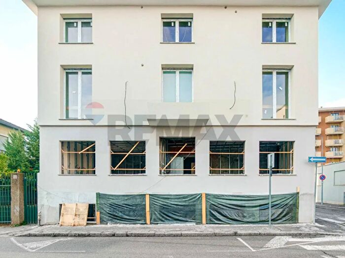 Case in Vendita e in Affitto - 3