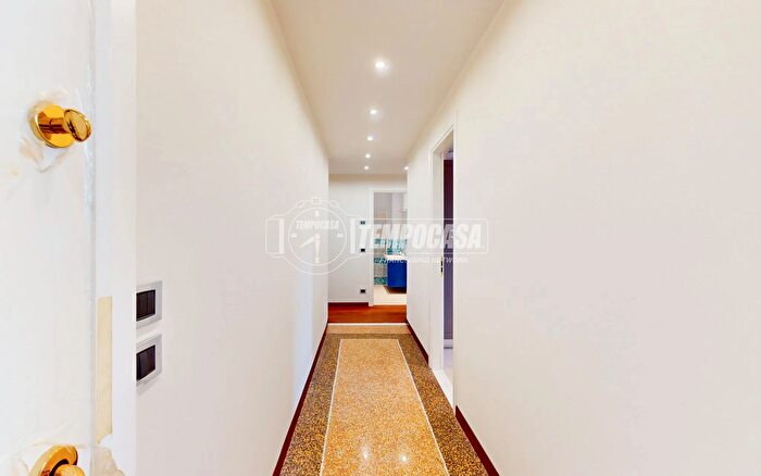 Appartamento trilocale in vendita in Corso Giacomo Matteotti, Rapallo