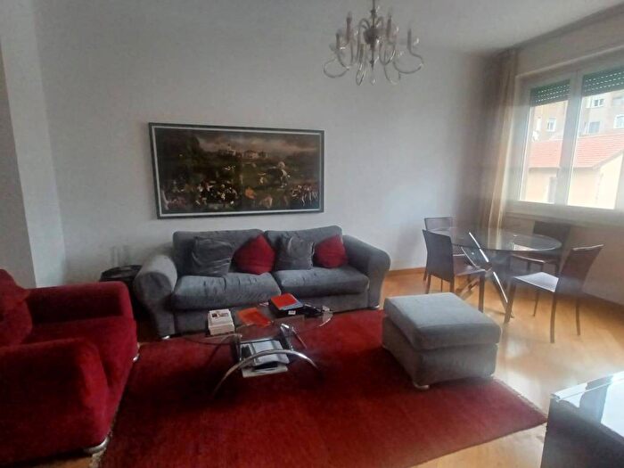 Appartamento trilocale in affitto in Via Ludovico Lazzaro Zamenhof, Corso San Gottardo, Milano