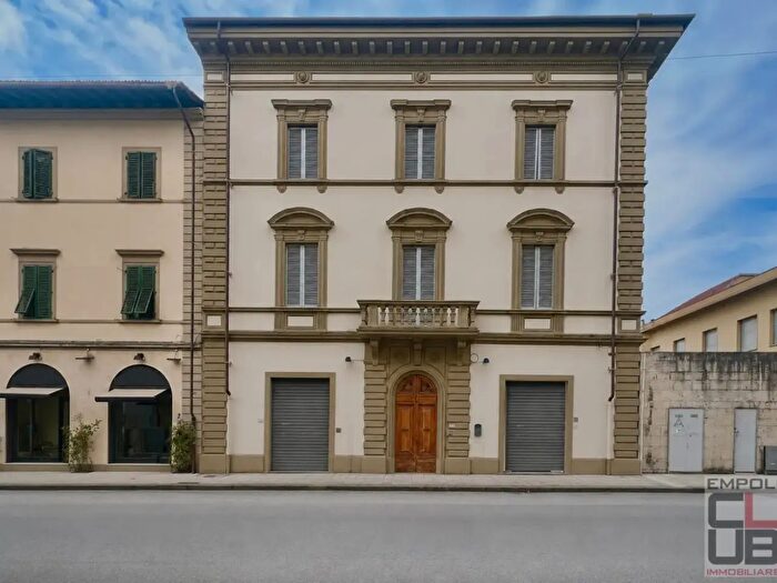 Casa con 20 locali in vendita in a della Vittoria, Empoli