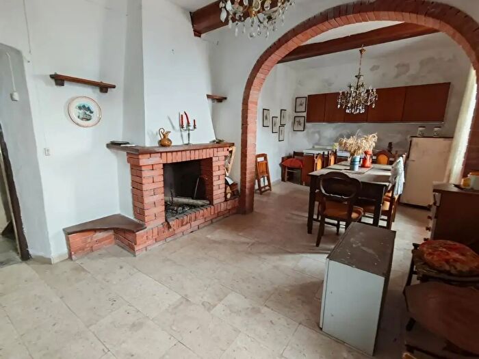 Appartamento bilocale in vendita in Fosdinovo