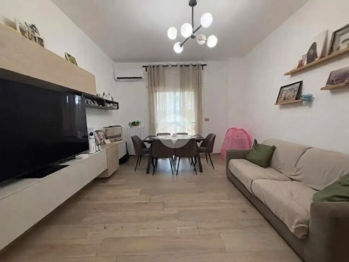 Appartamento trilocale in vendita in Via Ripuaria, Giugliano In Campania