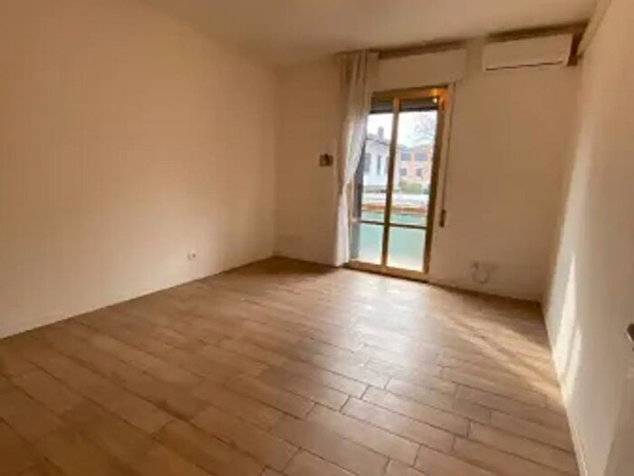 Appartamento trilocale in vendita in Via Marco Emilio Lepido, Bologna