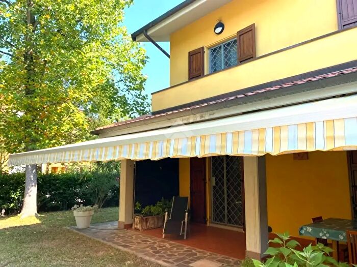 Casa con 6 locali in vendita in Via San Donato, Granarolo Dell'Emilia