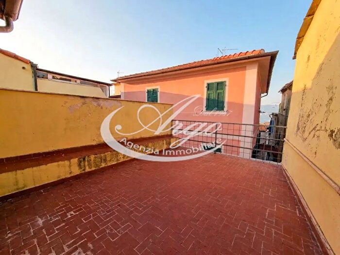 Casa con 5 locali in vendita in Via Tanca, Lerici