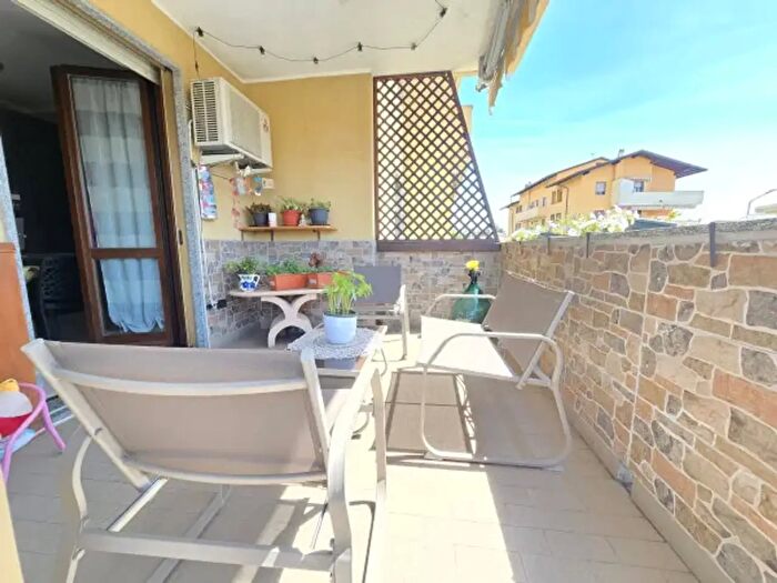 Appartamento trilocale in vendita in Galliate
