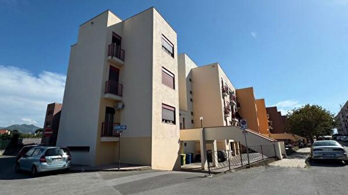 Appartamento trilocale in vendita in Via Palmiro Togliatti, Milazzo
