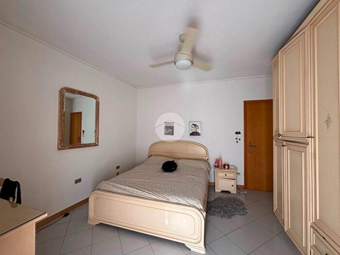 Appartamento trilocale in affitto in Via Dietro Filippini, Centro Storico, Verona