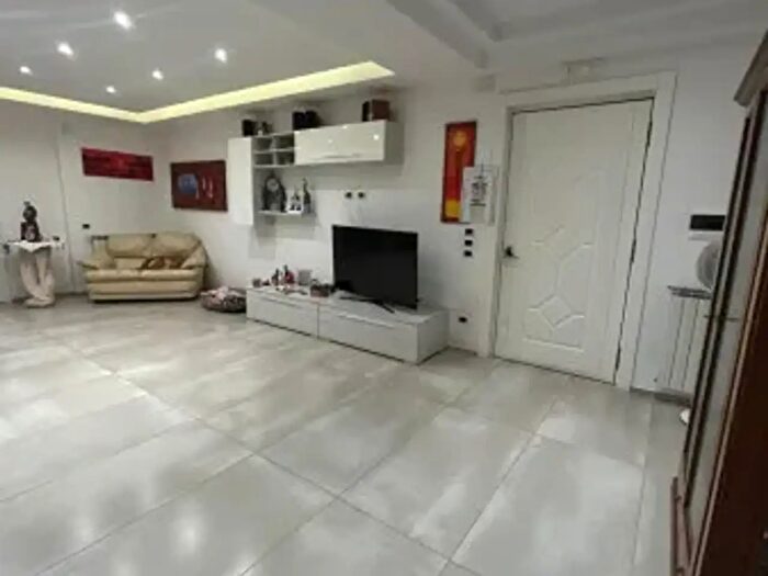 Appartamento quadrilocale in vendita in Via Matilde Serao, Casalnuovo Di Napoli