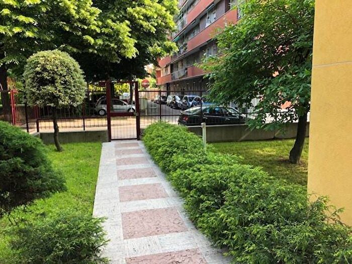 Appartamento trilocale in affitto in Via Aprile, Saronno