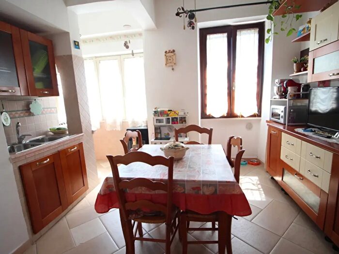 Appartamento quadrilocale in vendita in Via Diego Bianchi Snc, Manduria