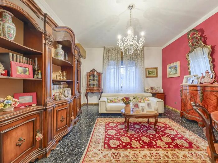 Appartamento trilocale in vendita in Firenze