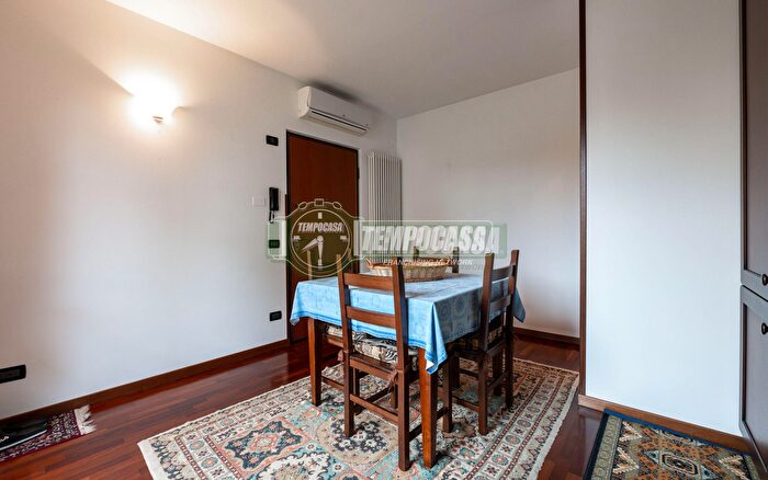 Appartamento bilocale in vendita in Via Solferino, Verdello