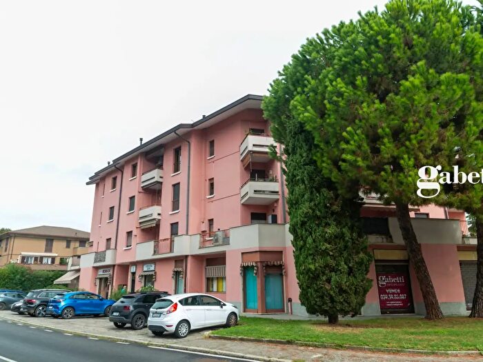 Appartamento trilocale in vendita in Via Volta, Paderno D'Adda
