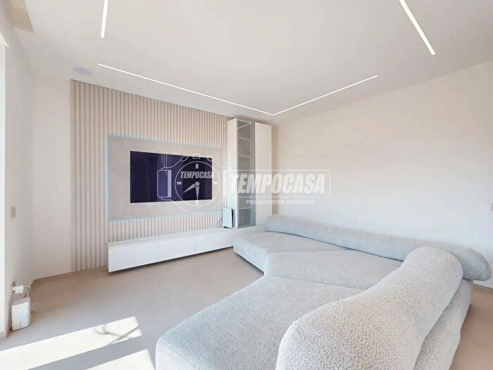 Appartamento quadrilocale in vendita in Via Claudiano, Bra