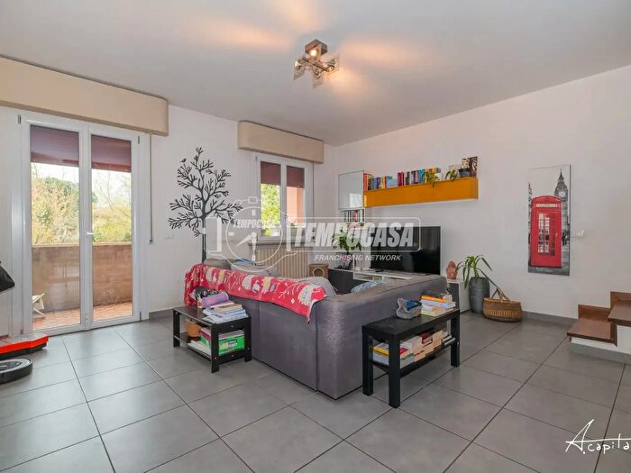 Casa quadrilocale in vendita in Via Gemona, Cesena