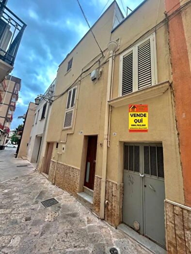 Casa trilocale in vendita in Indirizzo Via Ferrante, Acquaviva Delle Fonti