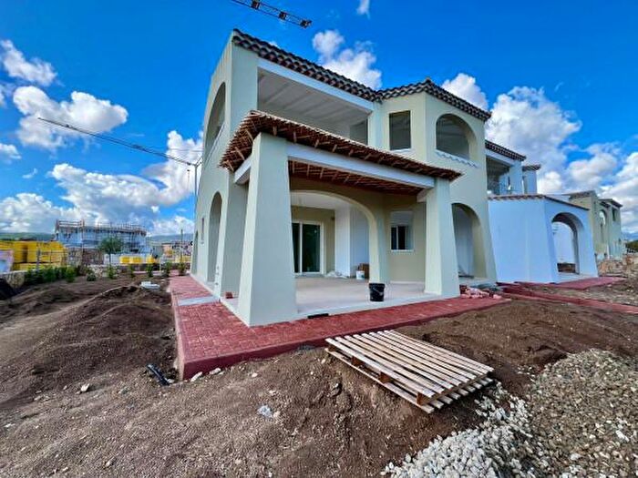 Appartamento trilocale in vendita in Budoni