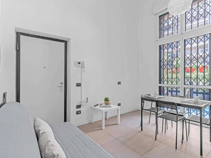 Appartamento bilocale in affitto in Via Enrico Cosenz, Bovisa, Milano