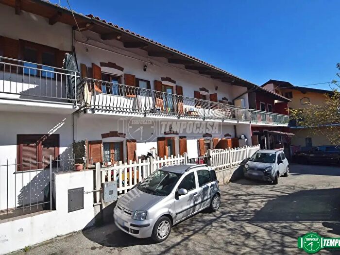 Casa con 5 locali in vendita in Vauda Canavese