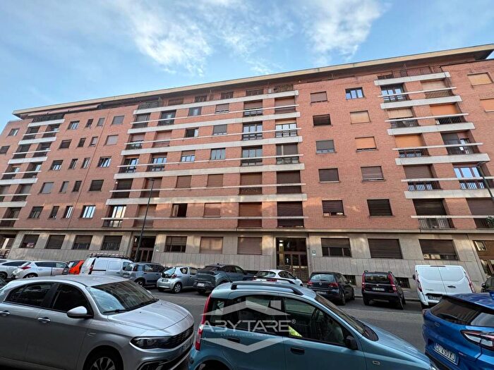 Appartamento trilocale in affitto in Via Tunisi, Lingotto, Torino