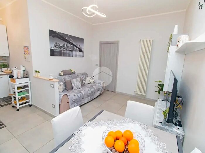 Appartamento trilocale in vendita in Via Brandizzo, Volpiano