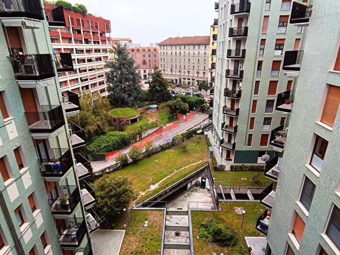 Appartamento monolocale in affitto in Lodi Brenta, Milano