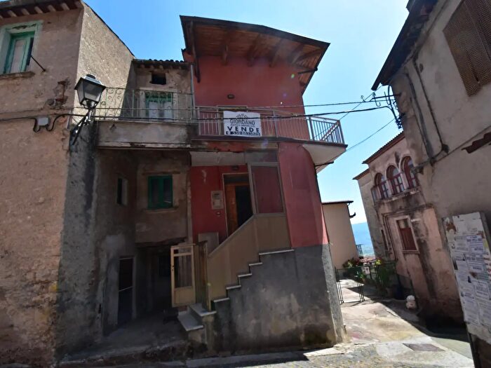 Appartamento con 5 locali in vendita in Via Madonna di Loreto, Monte San Giacomo