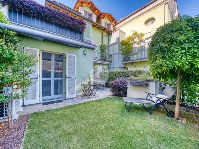 Appartamento con 5 locali in vendita in Via Girò, Rivoli