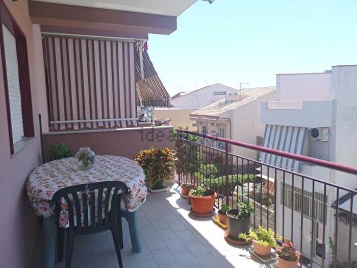 Appartamento con 5 locali in vendita in Via Coletta, Santa Teresa Di Riva