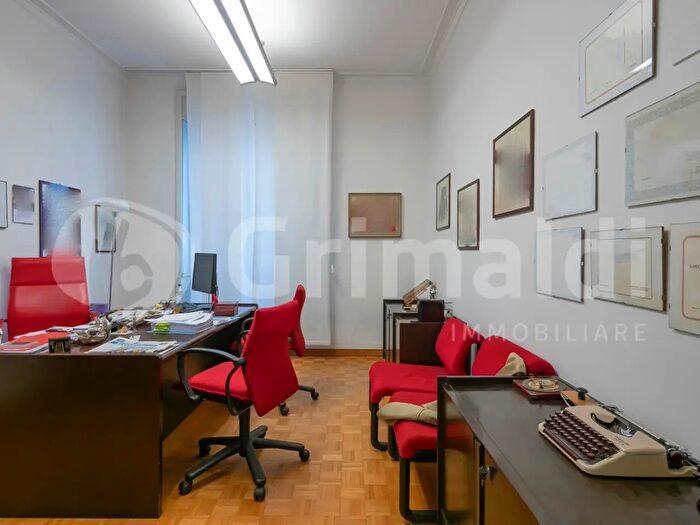 Appartamento con 5 locali in vendita in Piazza della Repubblica, Milano