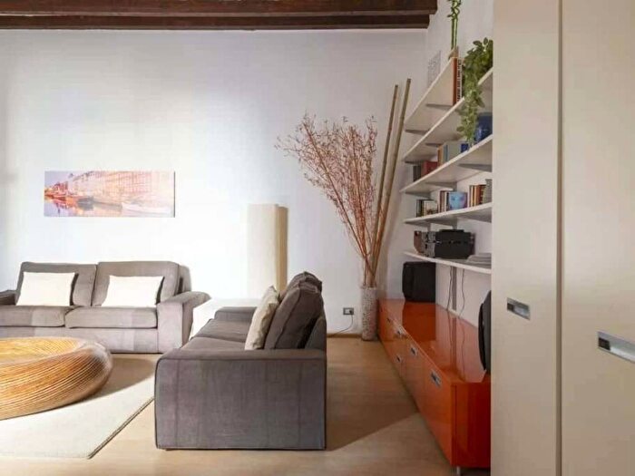 Appartamento bilocale in affitto in Corso Garibaldi, Moscova, Milano