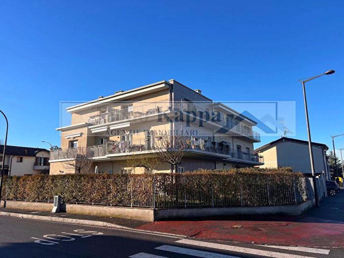 Case in Vendita e in Affitto - 2