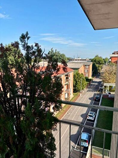Appartamento con 5 locali in vendita in Via Cinquantenario, Centro, Dalmine