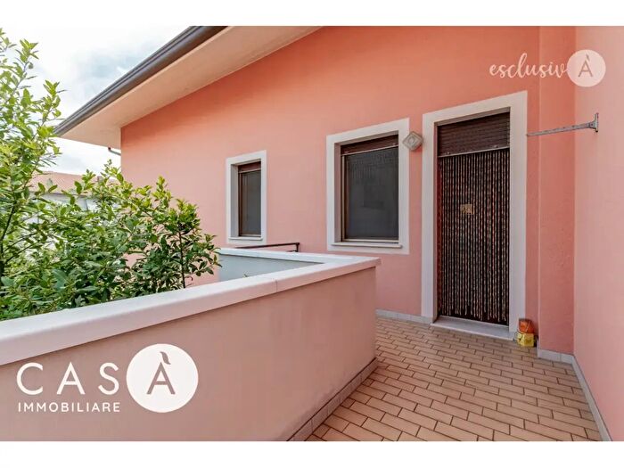Appartamento con 5 locali in vendita in Via Bolzano, Gambettola