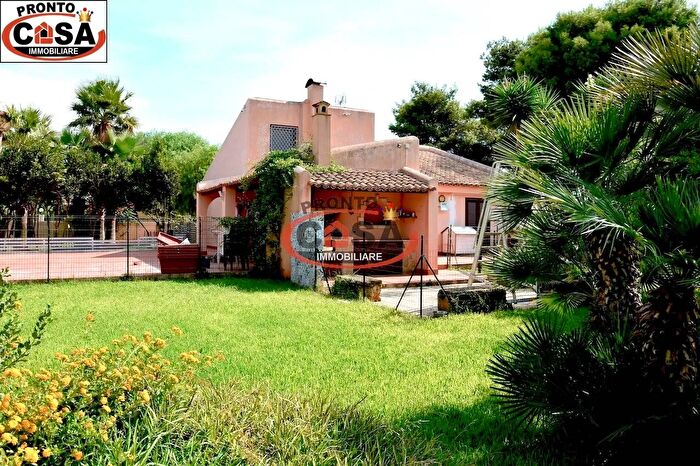 Casa con 5 locali in vendita in Marsala