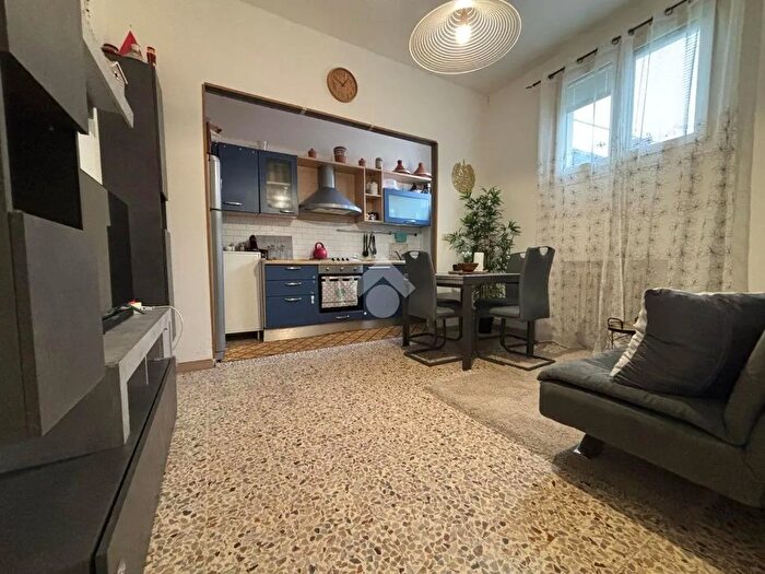 Appartamento trilocale in vendita in Via Malta, Cesena