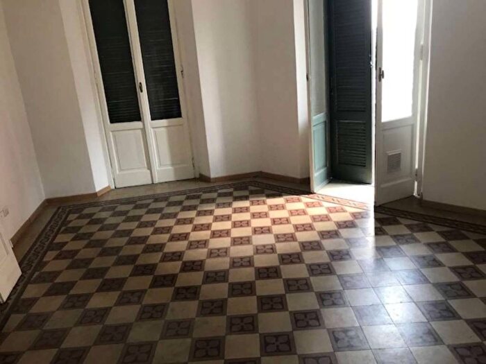 Appartamento bilocale in affitto in via Watt, Barona, Milano