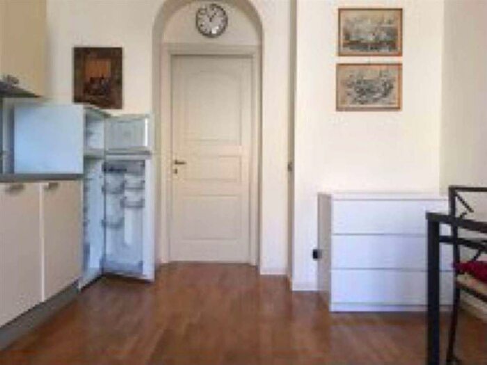 Appartamento bilocale in affitto in viale Montenero, Montenero, Milano