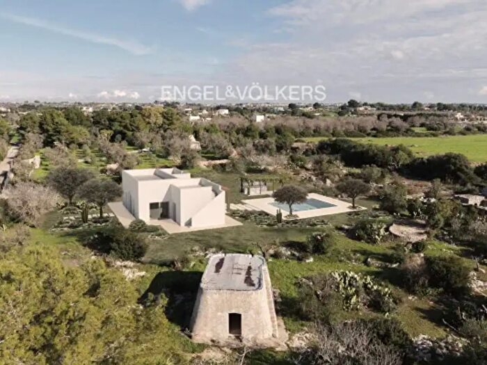 Casa quadrilocale in vendita in Strada Comunale Salve Pescoluse, Salve