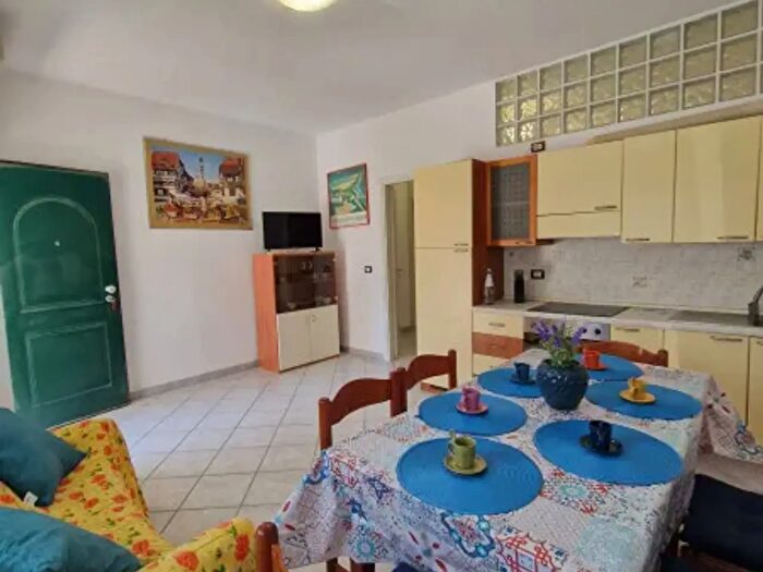 Appartamento trilocale in vendita in Piazza della Costituente, Mirandola