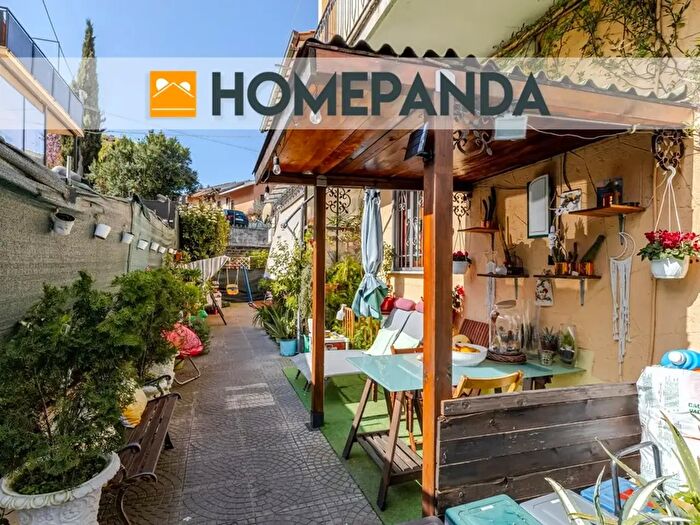 Appartamento bilocale in vendita in Via Vecchia di Marino, Grottaferrata