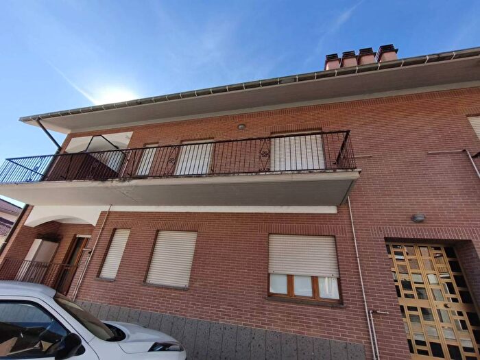 Appartamento trilocale in affitto in Centro, Pizzoli